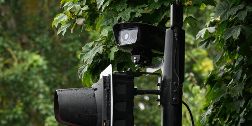 blade runners take action after london installs cameras to track fine drivers in the name of climate