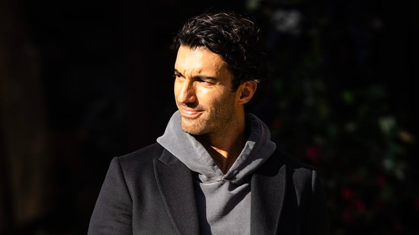 Justin Baldoni is seen filming "It Ends With Us"