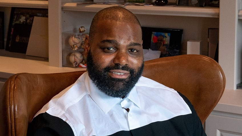 blind side author shocked michael oher filed lawsuit against family reveals problem he has with it