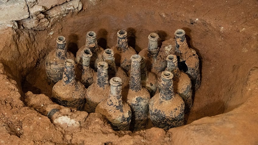 bottles of preserves found at Mount Vernon