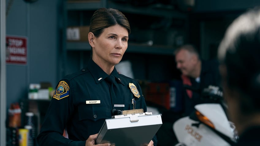 Lori Loughlin (Lieutenant Bishop) in On Call. 