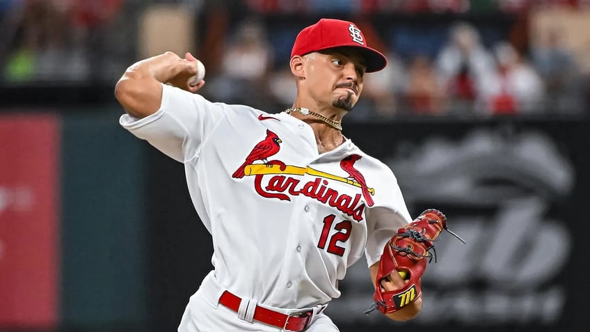 blue jays swipe yankees trade target from cardinals before deadline