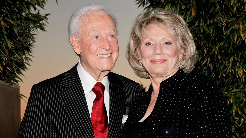 bob barker secretly battled alzheimers for years before his death