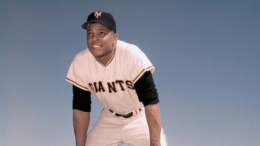 Willie Mays in field