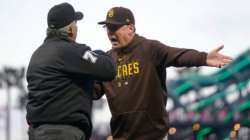 bob melvin bolting padres to become giants manager reports