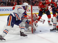 Bobrovsky brilliant as Panthers down Oilers in Stanley Cup Final opener