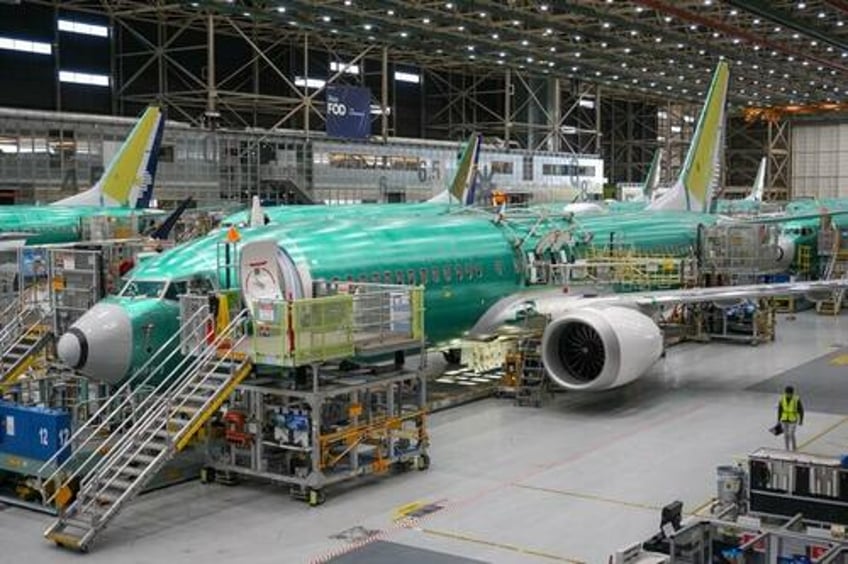 boeing 737 max production tops 38 jets per month for first time in years