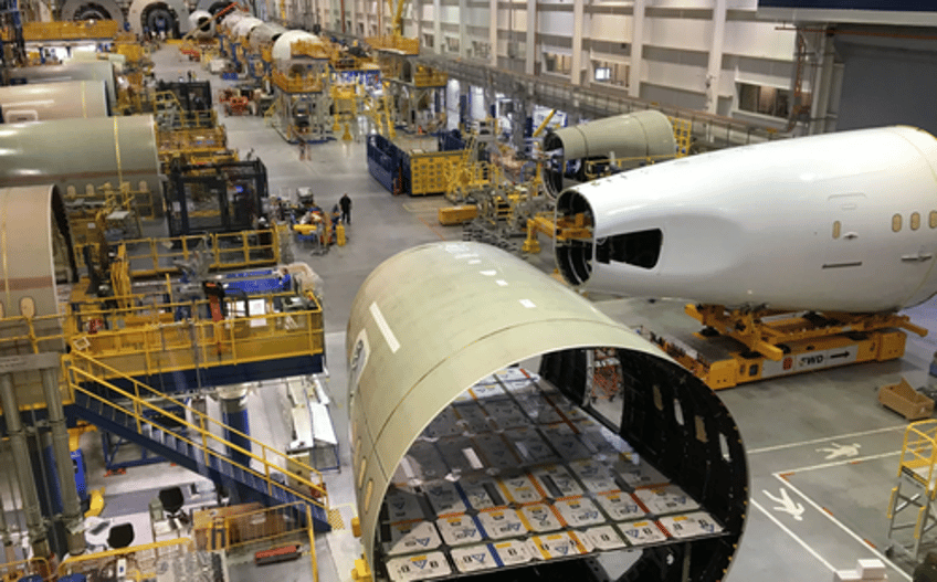 boeing shares tumble after nyt reveals whistle blower report on 787 dreamliner fuselage flaws