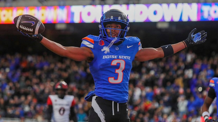 Latrell Caples celebrates