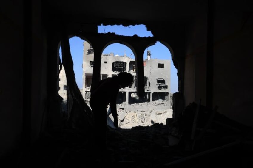 bombings everywhere no escape for gazas displaced