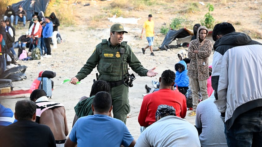 border patrol union head says reported biden plan to keep migrants in texas wont help agents more rhetoric