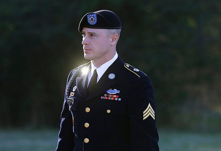 bowe bergdahl court martial conviction for army desertion thrown out by federal judge