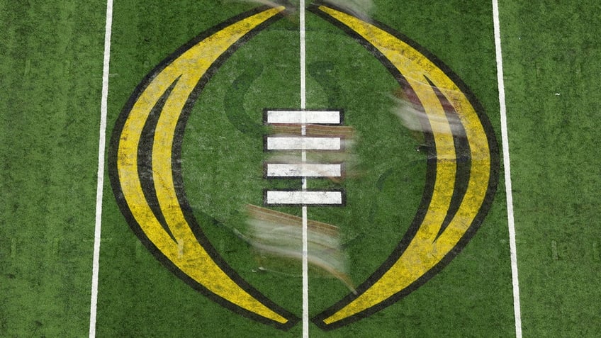 The 2022 CFP logo