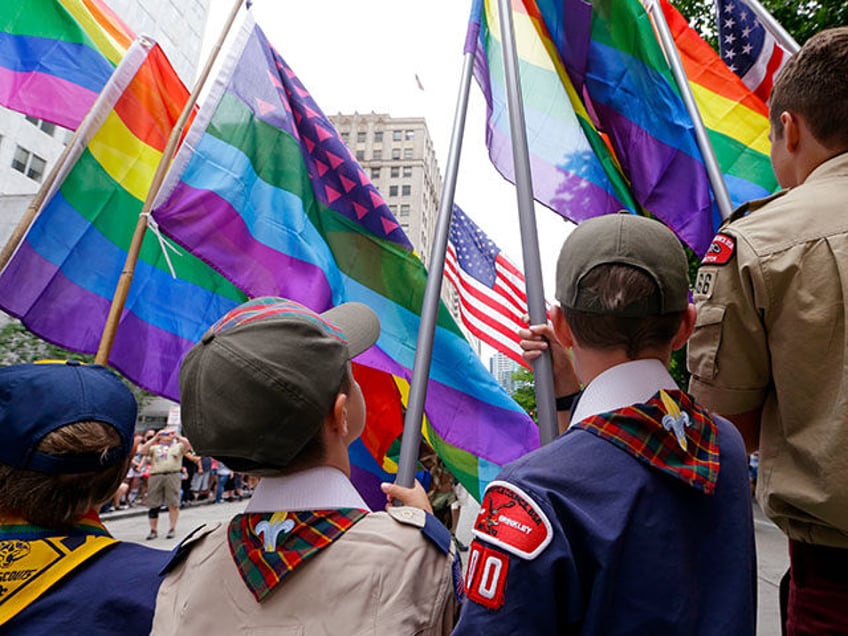 boy scout leaders invite lgbtq advocates to jamboree camp