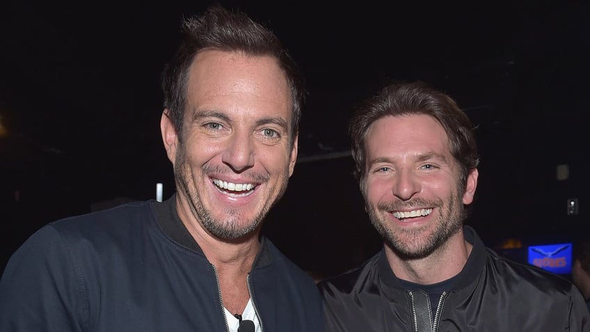 bradley cooper supports brad pitt brooke shields as real life hollywood hero
