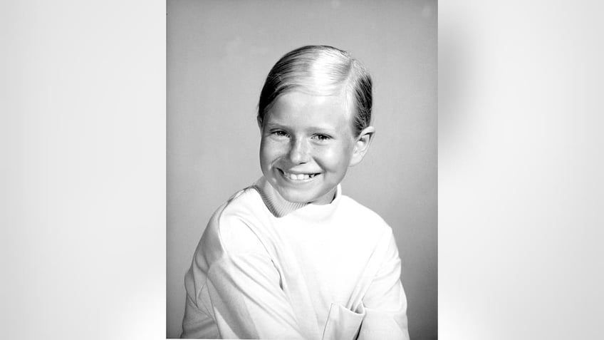 brady bunch actress eve plumb recalls how shocking role saved her from child star curse