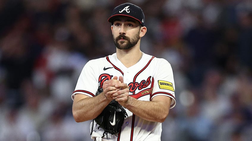 braves spencer strider has heated conversation with coach as hes removed from nlds game 1