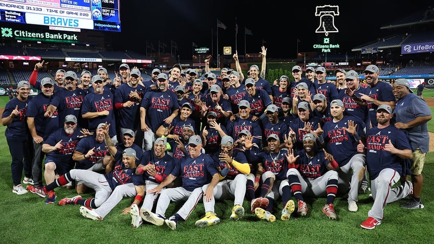 braves win sixth straight nl east title first team to punch ticket to mlb postseason