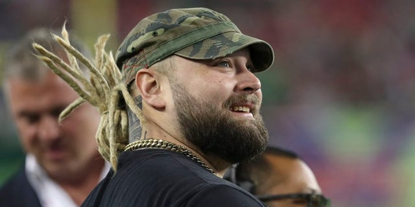 bray wyatt death leads to tributes around pro wrestling world