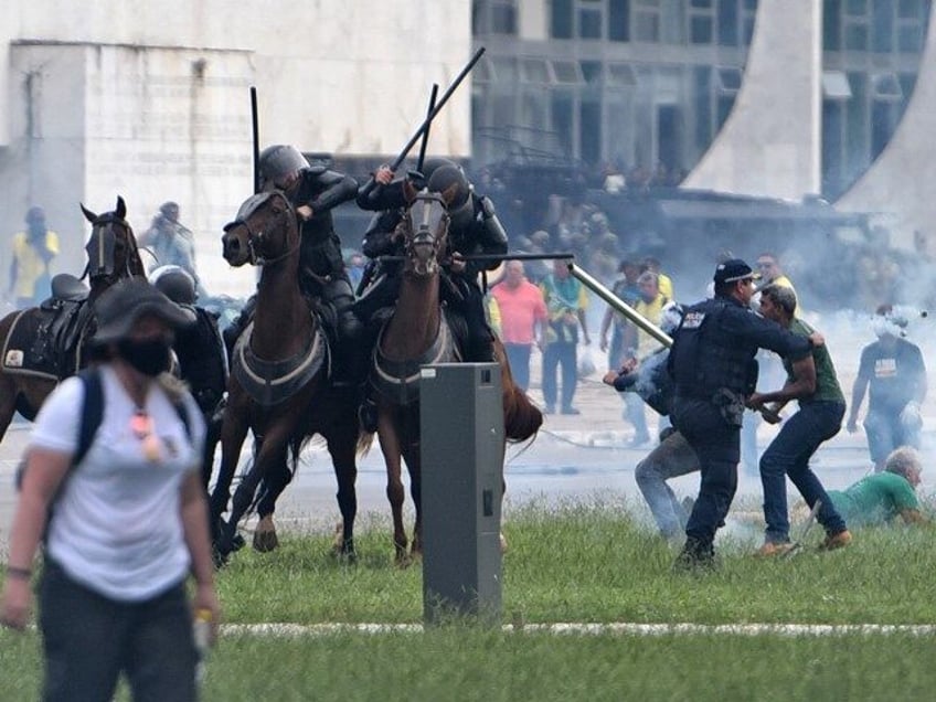 brazil supreme court imprisons january 8 pro bolsonaro rioters for 17 years