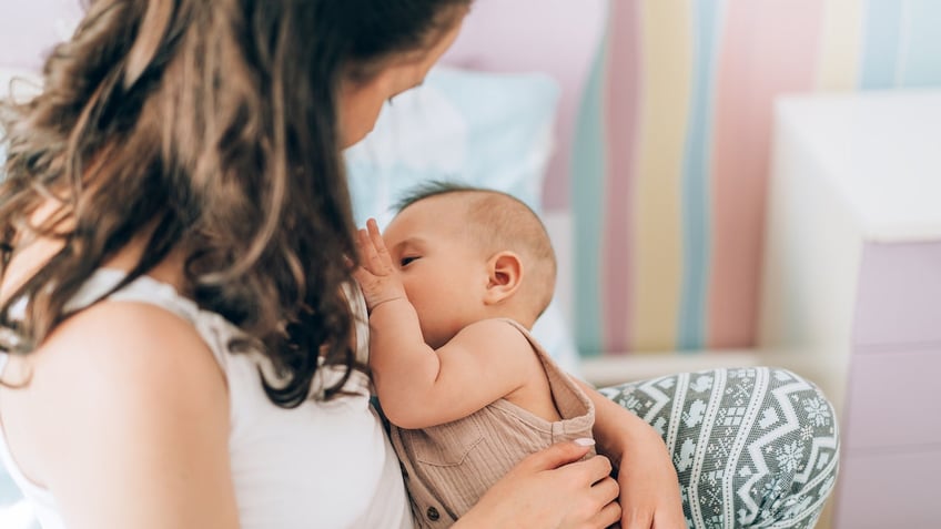 breastfeeding ban georgia mother is told she cant nurse her baby at waterpark sparking debate