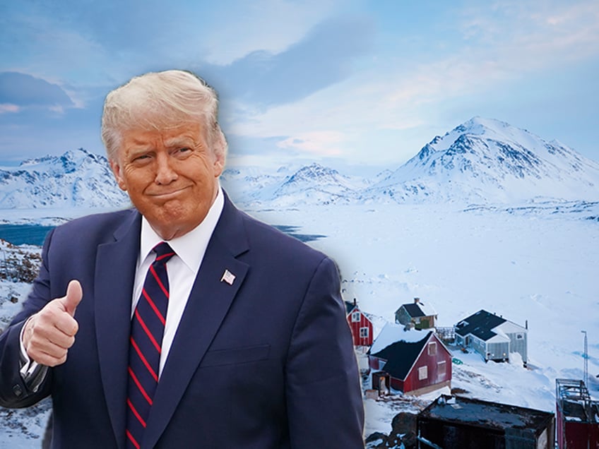 US President Donald Trump gives the thumbs-up upon arrival at Cleveland Hopkins Internatio