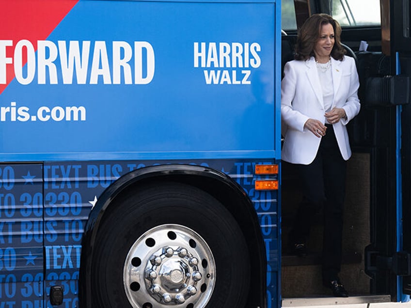 Vice President Kamala Harris steps off her campaign bus in Savannah, Georgia, on August 29