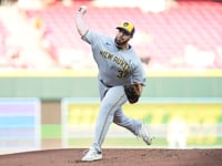 Brewers trade RHP Aaron Civale to the White Sox for 1B Andrew Vaughn