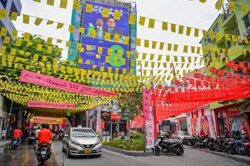 brisk polling in keenly contested maldives presidential vote