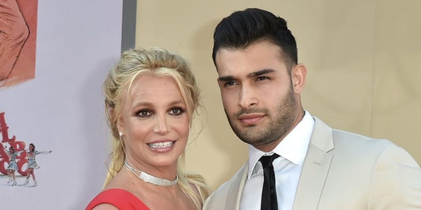 britney spears admits she couldnt take the pain anymore in first statement on sam asghari divorce