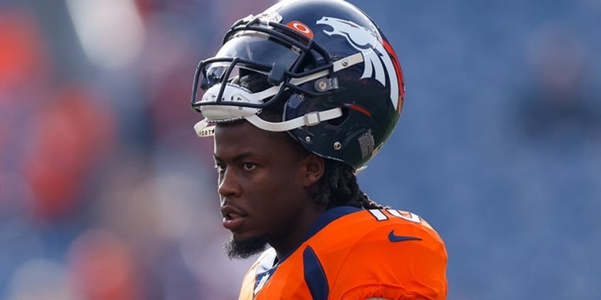 broncos jerry jeudy carted off field with hamstring injury during joint practice with rams