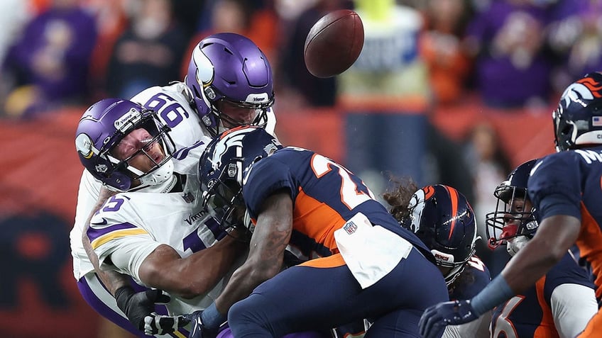 broncos kareem jackson suspended 4 games for brutal hit on vikings joshua dobbs