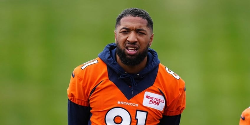 broncos tim patrick suffers devastating injury for second straight year