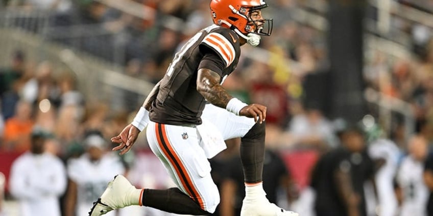 browns defeat jets in hall of fame game behind dorian thompson robinsons stellar second half