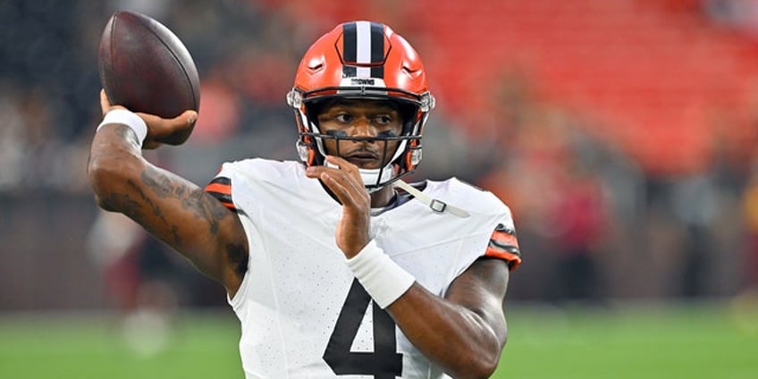 browns deshaun watson faced cheap shots from eagles defenders at joint practice teammate says