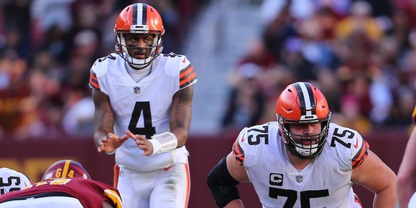 browns deshaun watson faced cheap shots from eagles defenders at joint practice teammate says