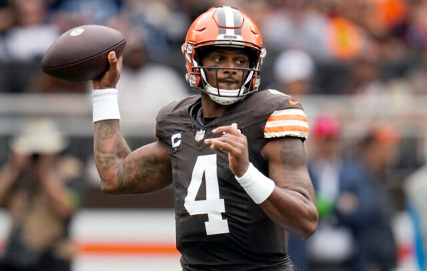 browns qb deshaun watson not practicing again with injury signs point to him sitting against 49ers