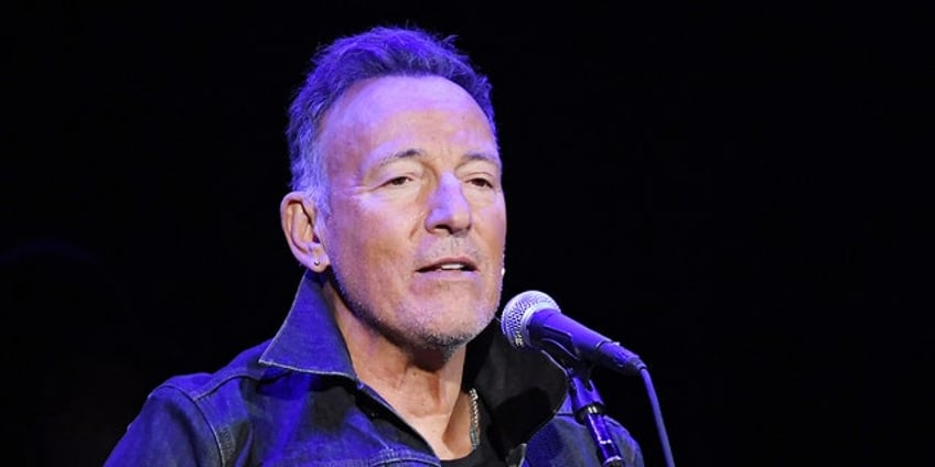 bruce springsteen cancels concert hours before start time due to illness