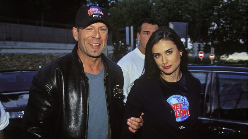 Bruce Willis and Demi Moore in Paris in 1995