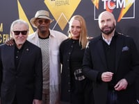 Bruce Willis honored at ‘Pulp Fiction’ 30th anniversary with John Travolta, Uma Therman