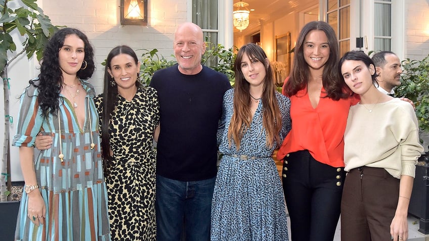 bruce willis with family