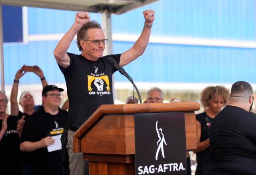 bryan cranston jessica chastain join star studded times square rally of striking actors and writers