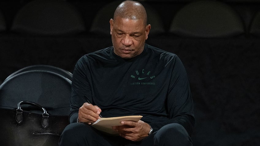 Doc Rivers writes notes