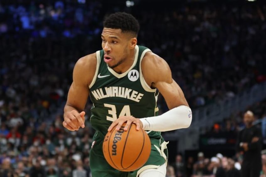 Greek star Giannis Antetokounmpo of the Milwaukee Bucks scored 28 points in his club's NBA victory at New York