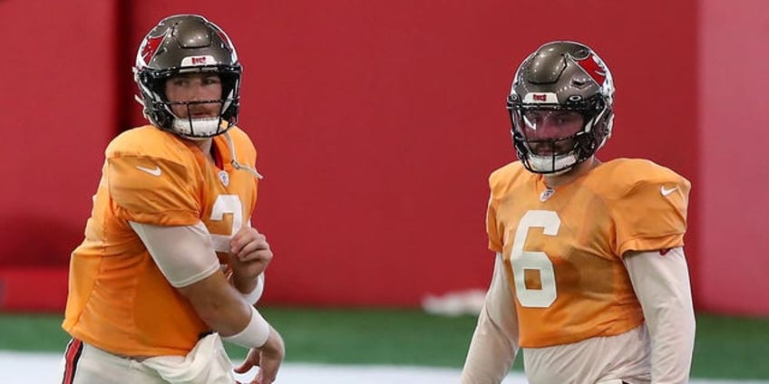 bucs list both baker mayfield kyle trask as starting qb as team tries to find tom bradys replacement