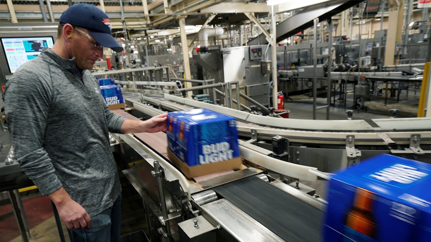 bud light decline could last for a while customers not coming back execs warn