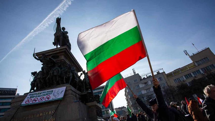 bulgaria approves more military aid for ukraine