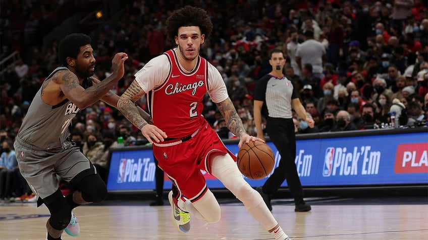 bulls lonzo ball vows he will definitely play basketball again despite series of surgeries im only 25