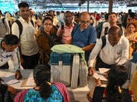 Business and Bollywood votes in India election