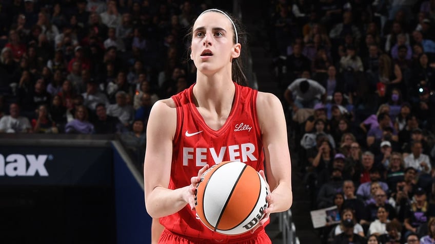 Caitlin Clark free throw
